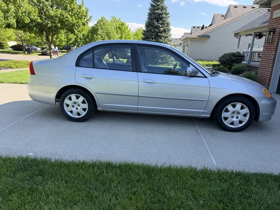 2002 Honda Civic 7th Gen - Image 3 of 20