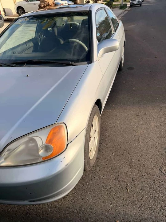 2002 Honda Civic 7th Gen - Image 2 of 5