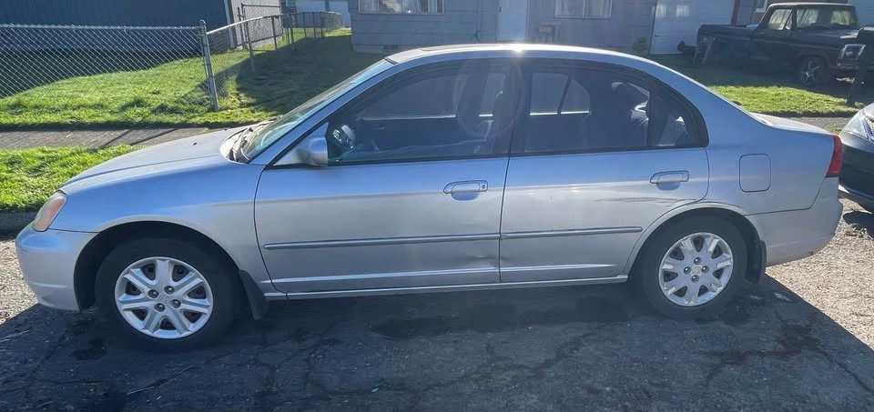 2002 Honda Civic 7th Gen - Image 4 of 9