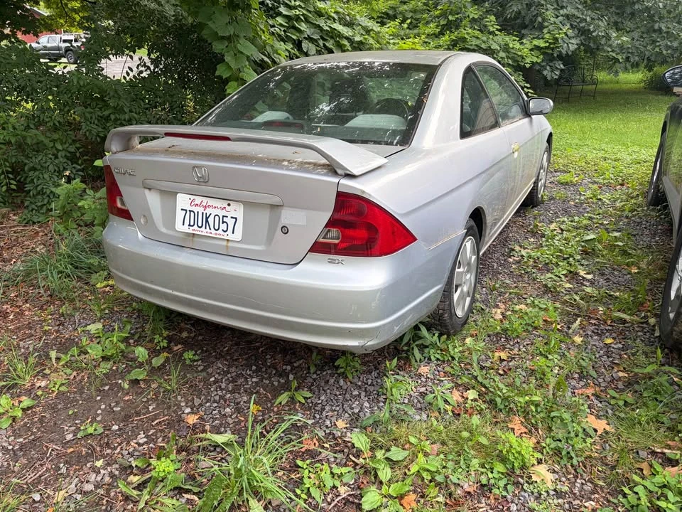 2002 Honda Civic 7th Gen - Image 2 of 3