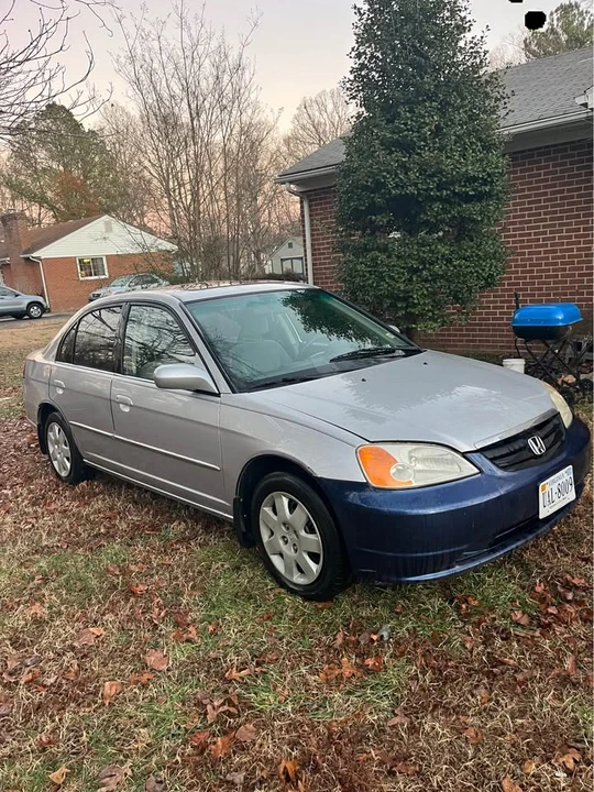 2002 Honda Civic 7th Gen - Image 2 of 7