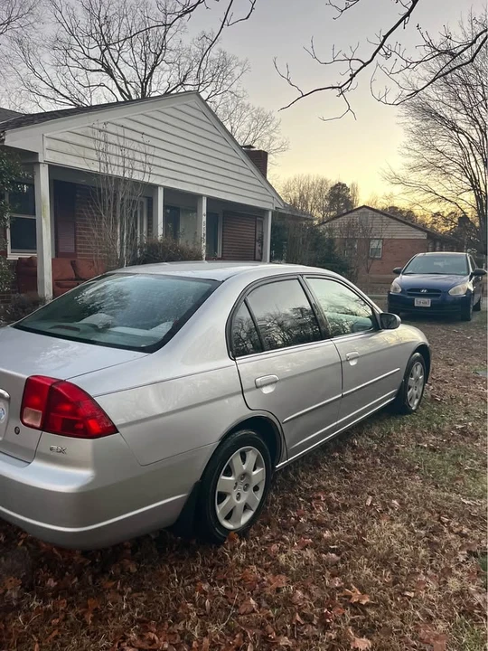 2002 Honda Civic 7th Gen - Image 3 of 7