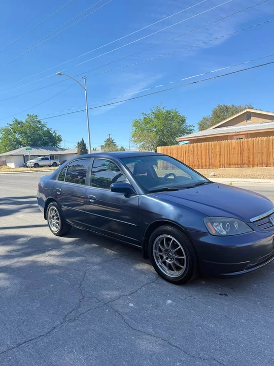 2002 Honda Civic 7th Gen - Image 2 of 15