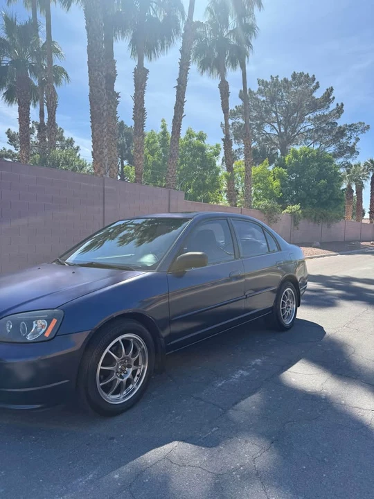2002 Honda Civic 7th Gen - Image 3 of 15