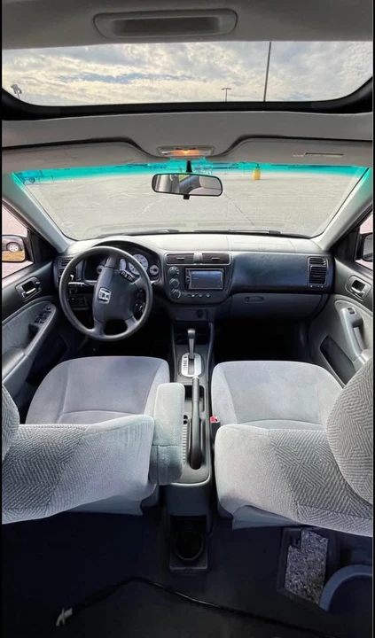 2002 Honda Civic 7th Gen - Image 2 of 4