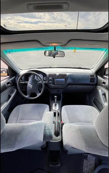 2002 Honda Civic 7th Gen - Image 2 of 2