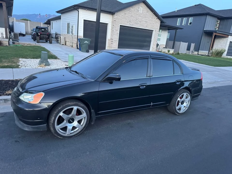 2002 Honda Civic 7th Gen - Image 2 of 10