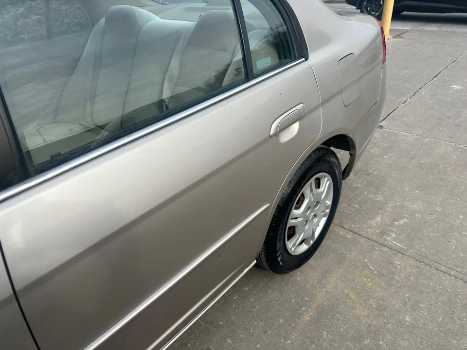 2002 Honda Civic 7th Gen - Image 10 of 22