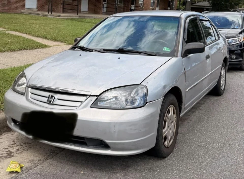 2002 Honda Civic 7th Gen - Image 2 of 8