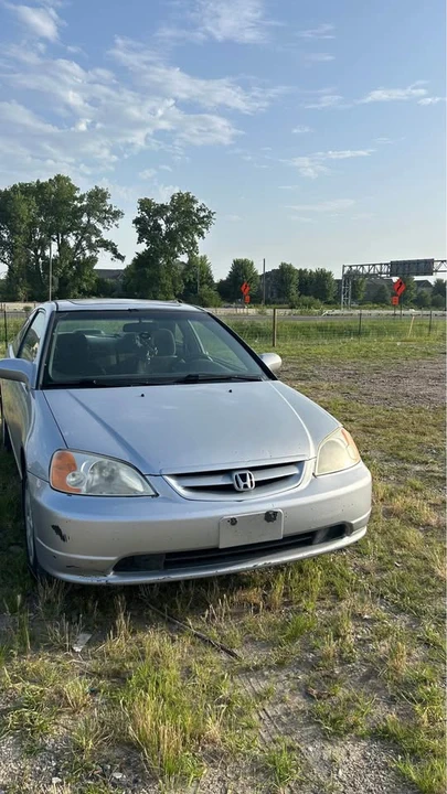 2002 Honda Civic 7th Gen - Image 3 of 6