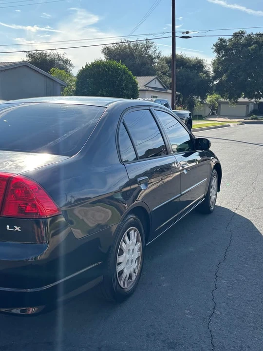 2002 Honda Civic 7th Gen - Image 5 of 10
