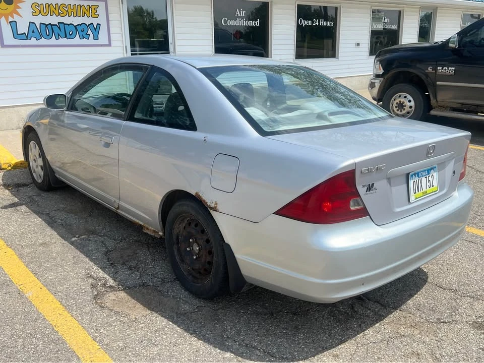 2002 Honda Civic 7th Gen - Image 8 of 8