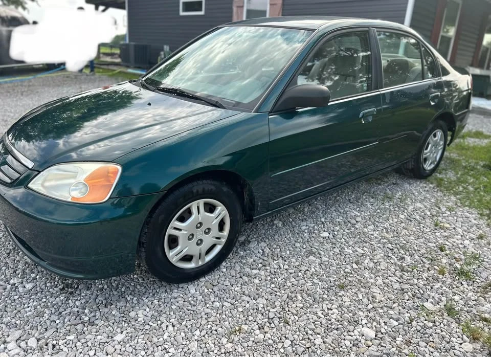 2002 Honda Civic 7th Gen - Image 2 of 7
