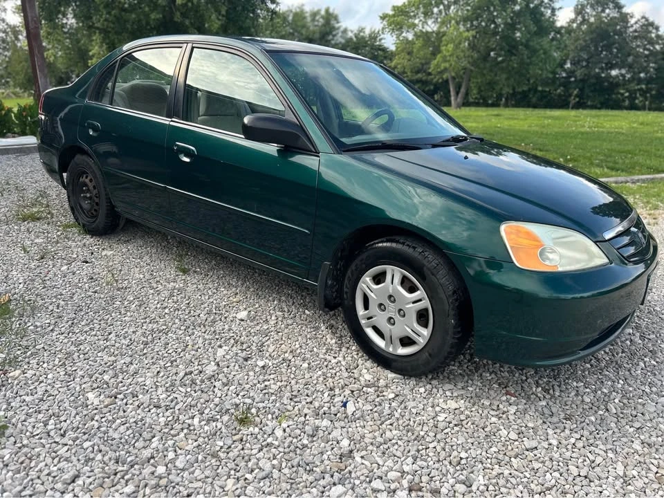 2002 Honda Civic 7th Gen - Image 3 of 7