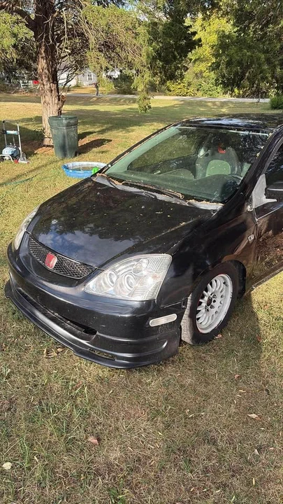 2002 Honda EP3 Civic Si - Image 2 of 3