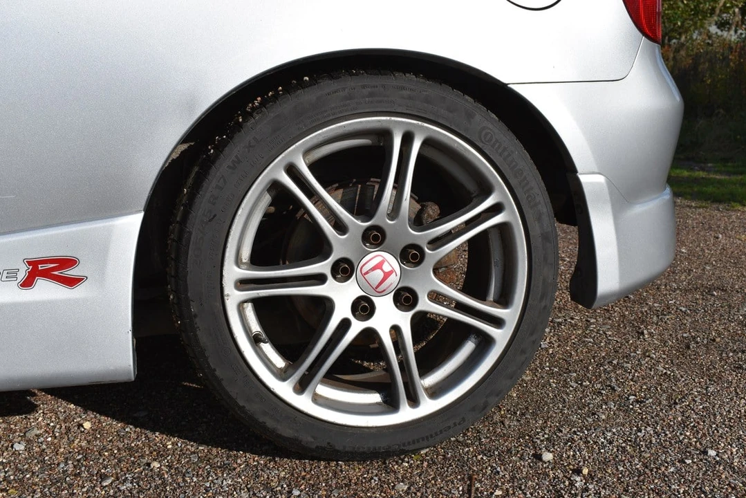 2002 Honda EP3 Civic Type R - Image 25 of 30