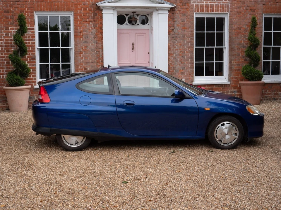 2002 Honda Insight 1st Gen - Image 7 of 31