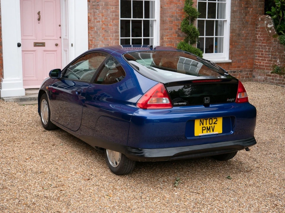 2002 Honda Insight 1st Gen - Image 12 of 31