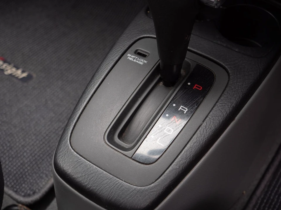 2002 Honda Insight 1st Gen - Image 21 of 31