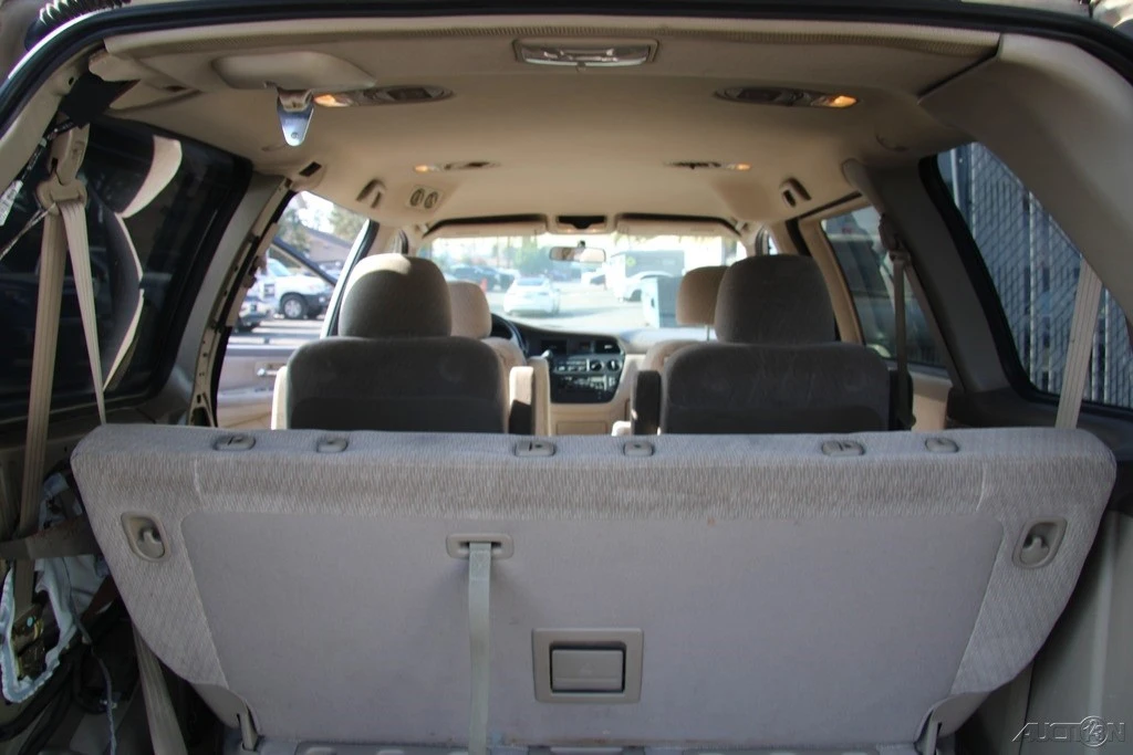2002 Honda Odyssey - Image 20 of 21