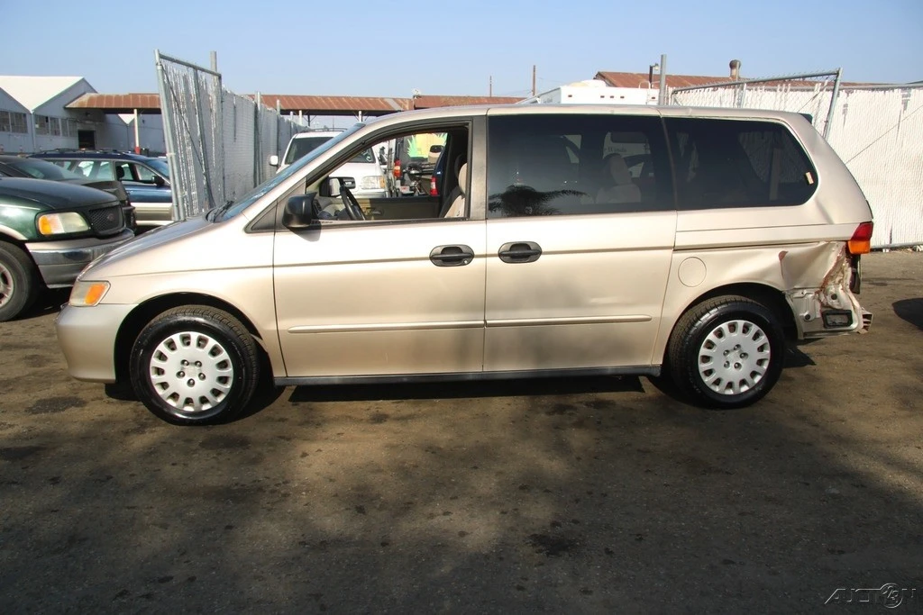 2002 Honda Odyssey - Image 3 of 21