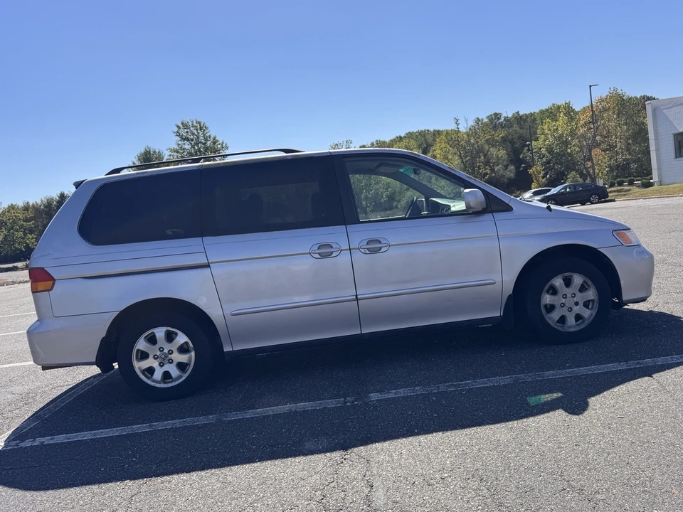 2002 Honda Odyssey - Image 13 of 21
