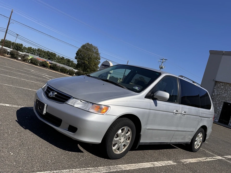 2002 Honda Odyssey - Image 2 of 21