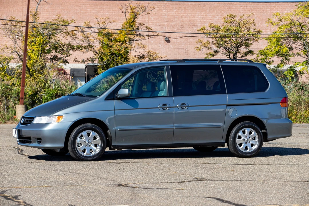 2002 Honda Odyssey - Image 15 of 31
