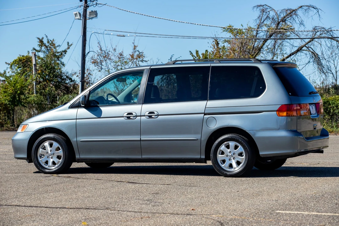 2002 Honda Odyssey - Image 17 of 31