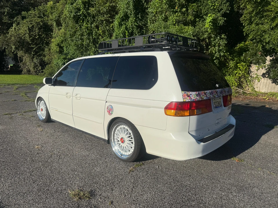 2002 Honda Odyssey - Image 11 of 31