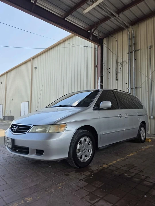 2002 Honda Odyssey - Image 16 of 18