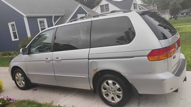 2002 Honda Odyssey LX Minivan 4D