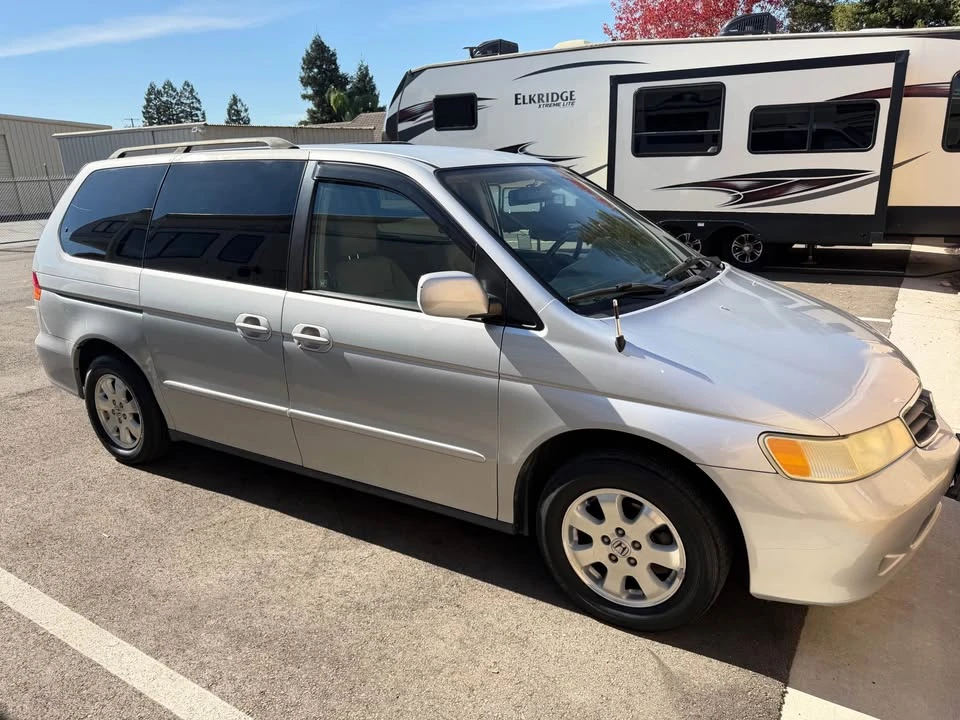 2002 Honda Odyssey - Image 2 of 6