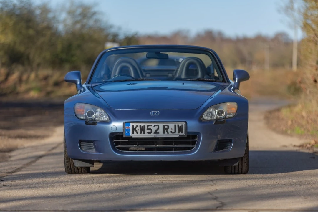2002 Honda AP1 S2000 - Image 2 of 30
