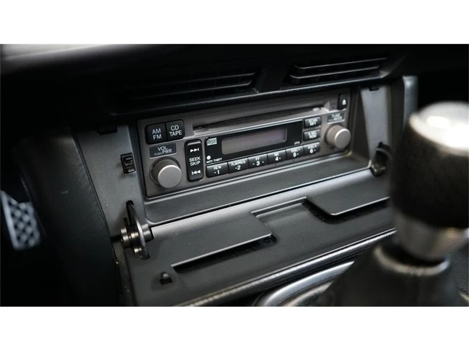 2002 Honda AP1 S2000 - Image 15 of 31