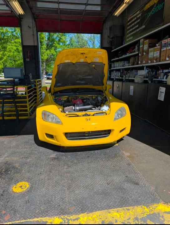 2002 Honda AP1 S2000 - Image 2 of 4
