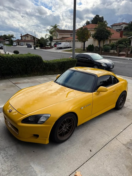 2002 Honda AP1 S2000 - Image 2 of 10