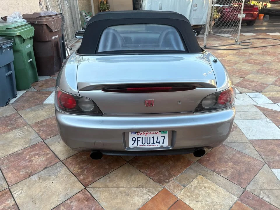 2002 Honda AP1 S2000 - Image 2 of 10