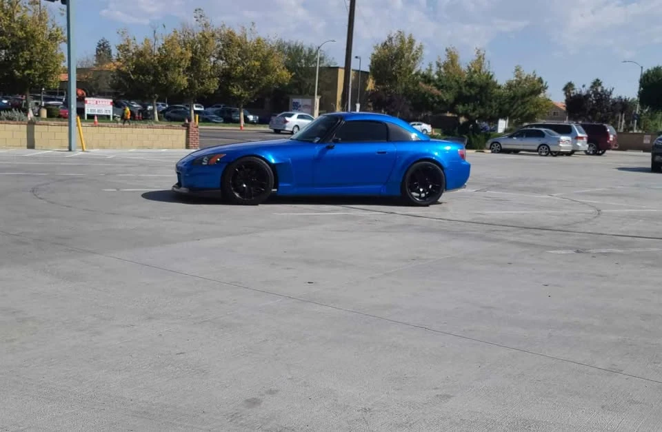 2002 Honda AP1 S2000 - Image 2 of 7