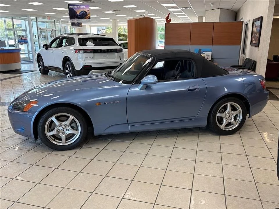 2002 Honda AP1 S2000 - Image 2 of 6