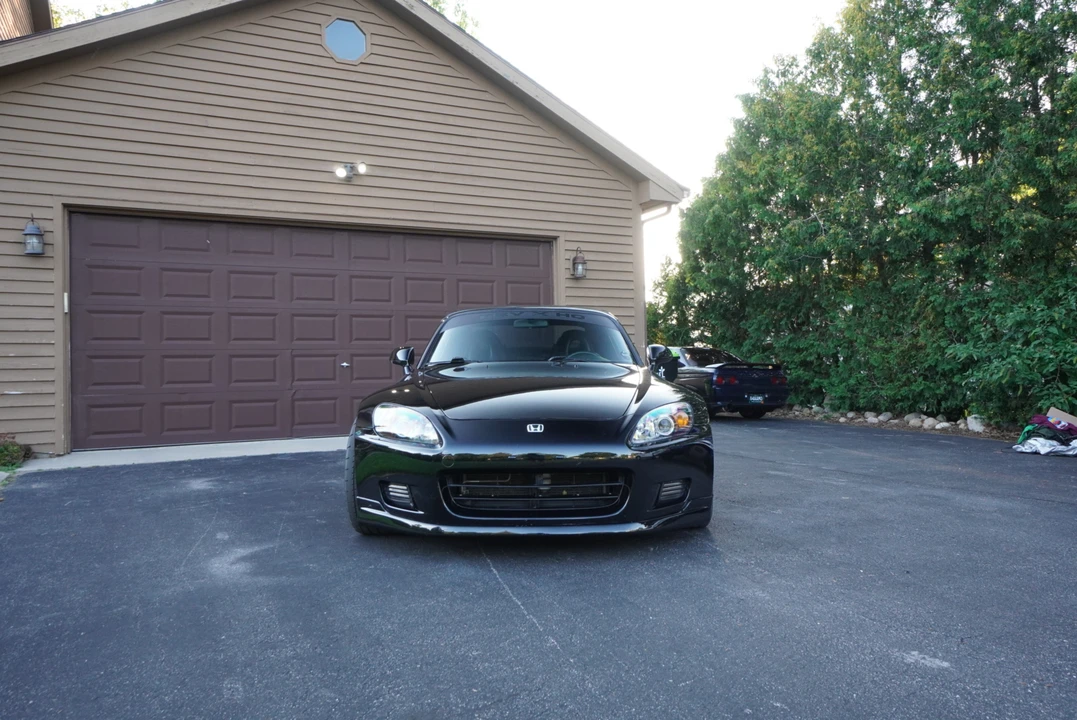 2002 Honda AP1 S2000 - Image 2 of 15