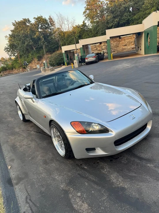 2002 Honda AP1 S2000 - Image 2 of 18