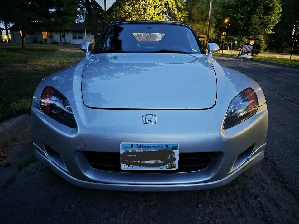 2002 Honda AP1 S2000 - Image 2 of 10