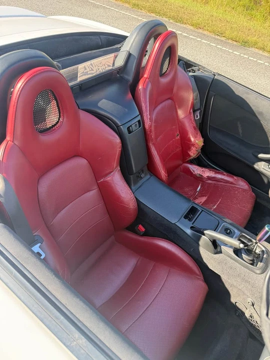 2002 Honda AP1 S2000 - Image 10 of 12