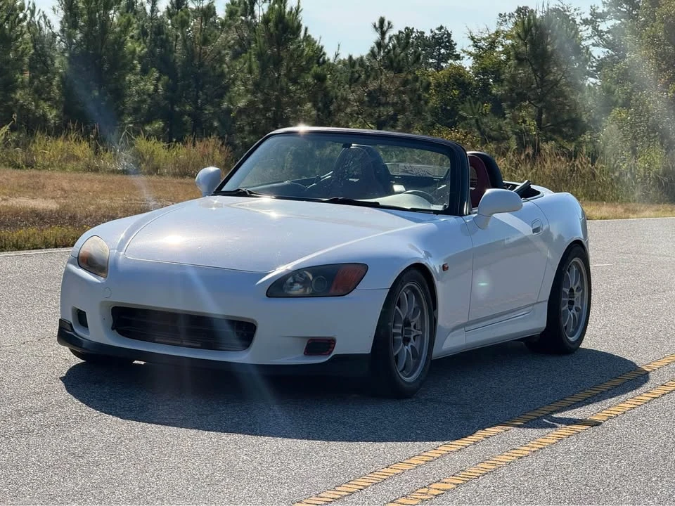 2002 Honda AP1 S2000 - Image 2 of 12