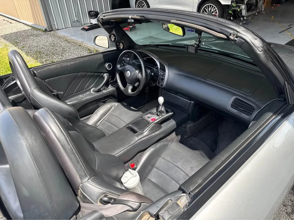 2002 Honda AP1 S2000 - Image 3 of 10
