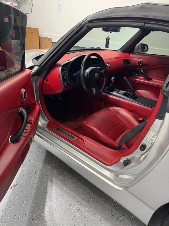 2002 Honda AP1 S2000 - Image 2 of 5