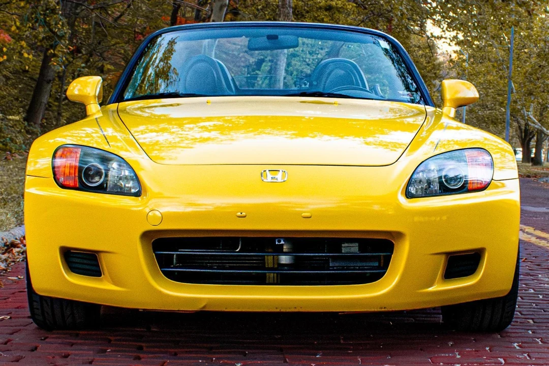 2002 Honda AP1 S2000 - Image 2 of 31