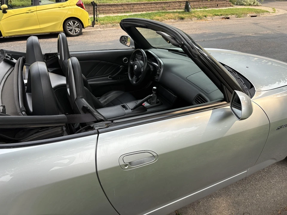2002 Honda AP1 S2000 - Image 4 of 11