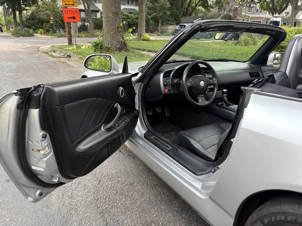 2002 Honda AP1 S2000 - Image 7 of 11